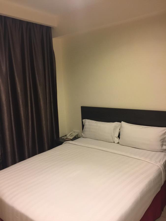 Premierz Hotel Labuan Exterior foto