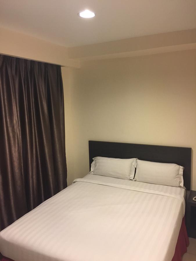 Premierz Hotel Labuan Exterior foto